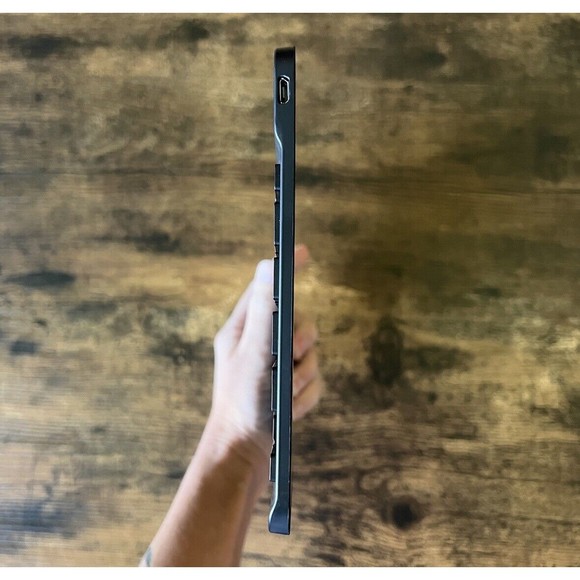 Compact Thin Wireless Bluetooth Keyboard Backlit w Manual Black Lightweight Smal - Picture 3 of 12